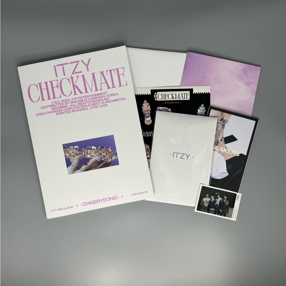 ITZY Checkmate Album